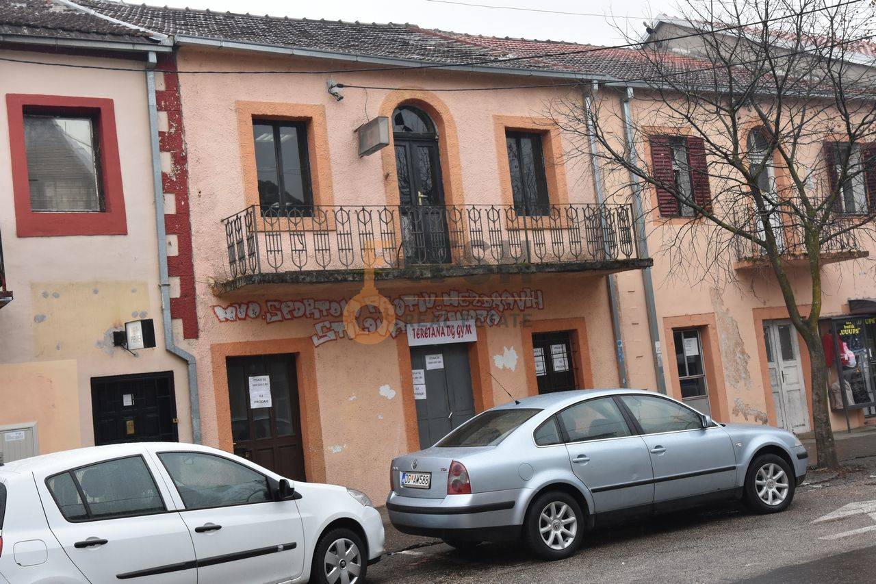 Kuća, 220m2, Danilovgrad, Centar, Izdavanje - 1 Kuća, 220m2, Danilovgrad, Centar, Izdavanje - 1