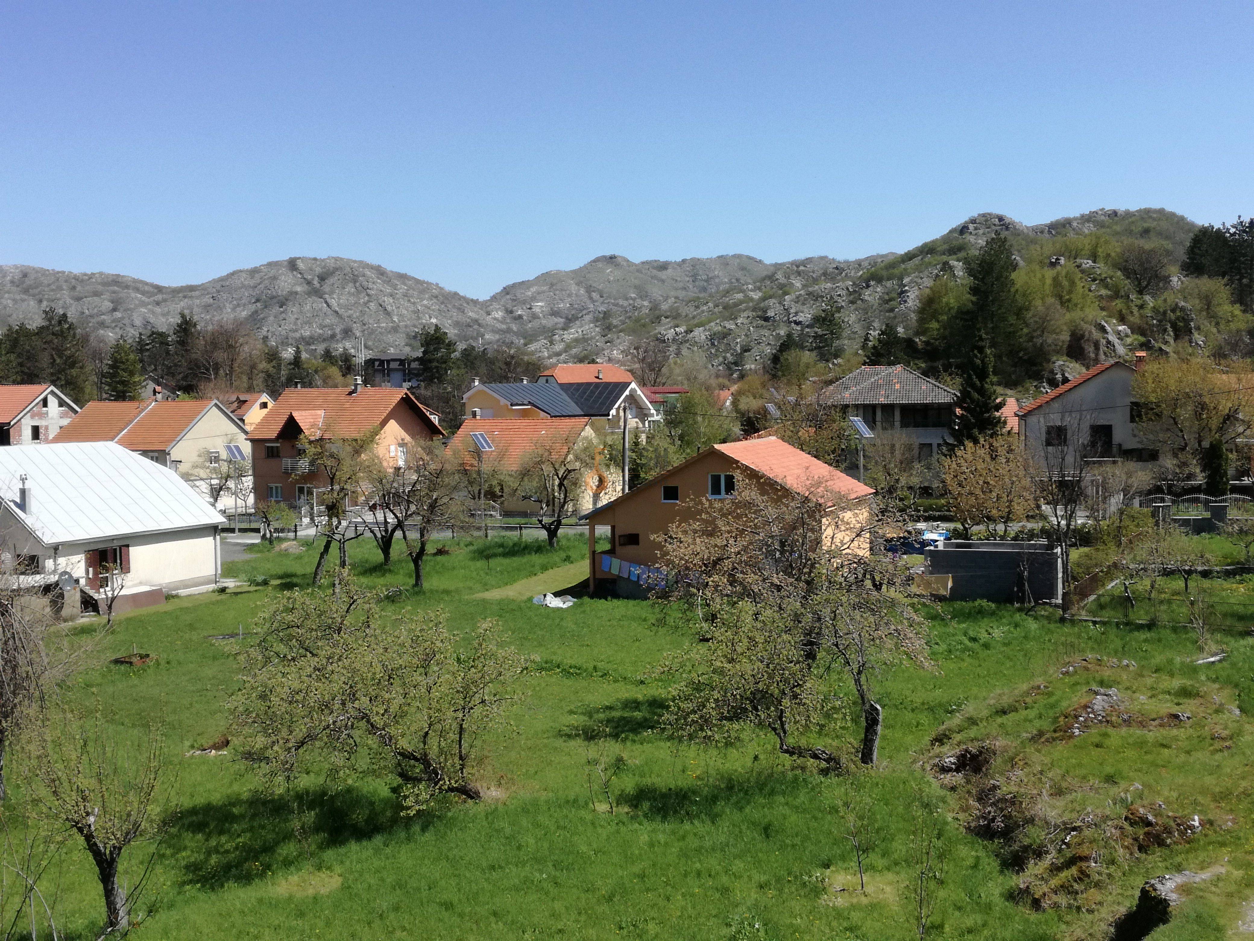 Urbanizovano građevinsko zemljište, 2.158m2, Cetinje, Prodaja - 1 Urbanizovano građevinsko zemljište, 2.158m2, Cetinje, Prodaja - 1