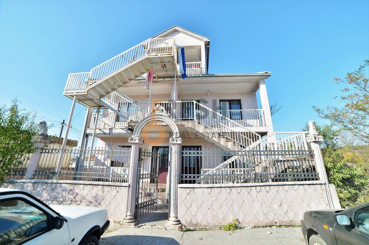 Jednosoban nenamješten stan, 46m2, Cvijetin brijeg, Prodaja - 1