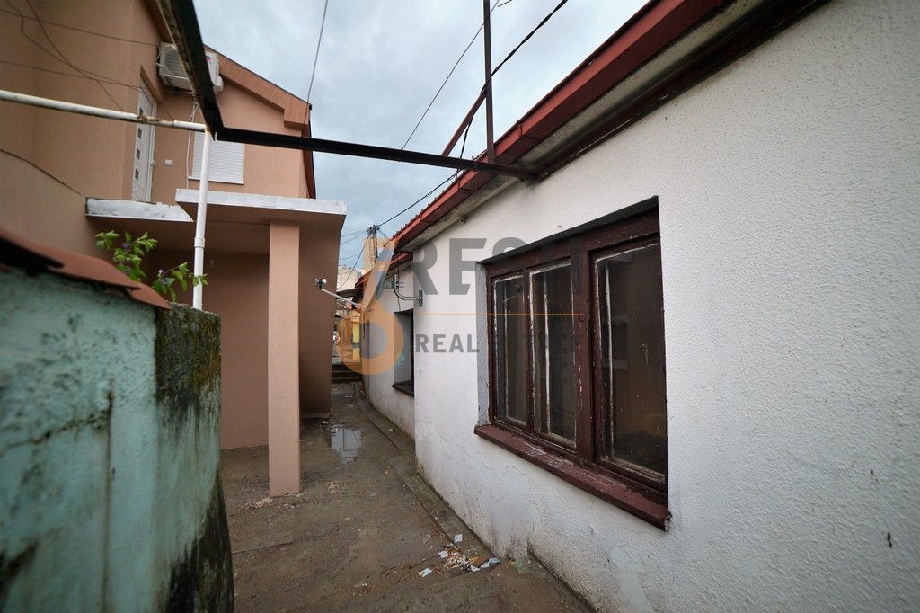 Stara kuća, 38m2, Gintaš, Prodaja - 1 Stara kuća, 38m2, Gintaš, Prodaja - 1