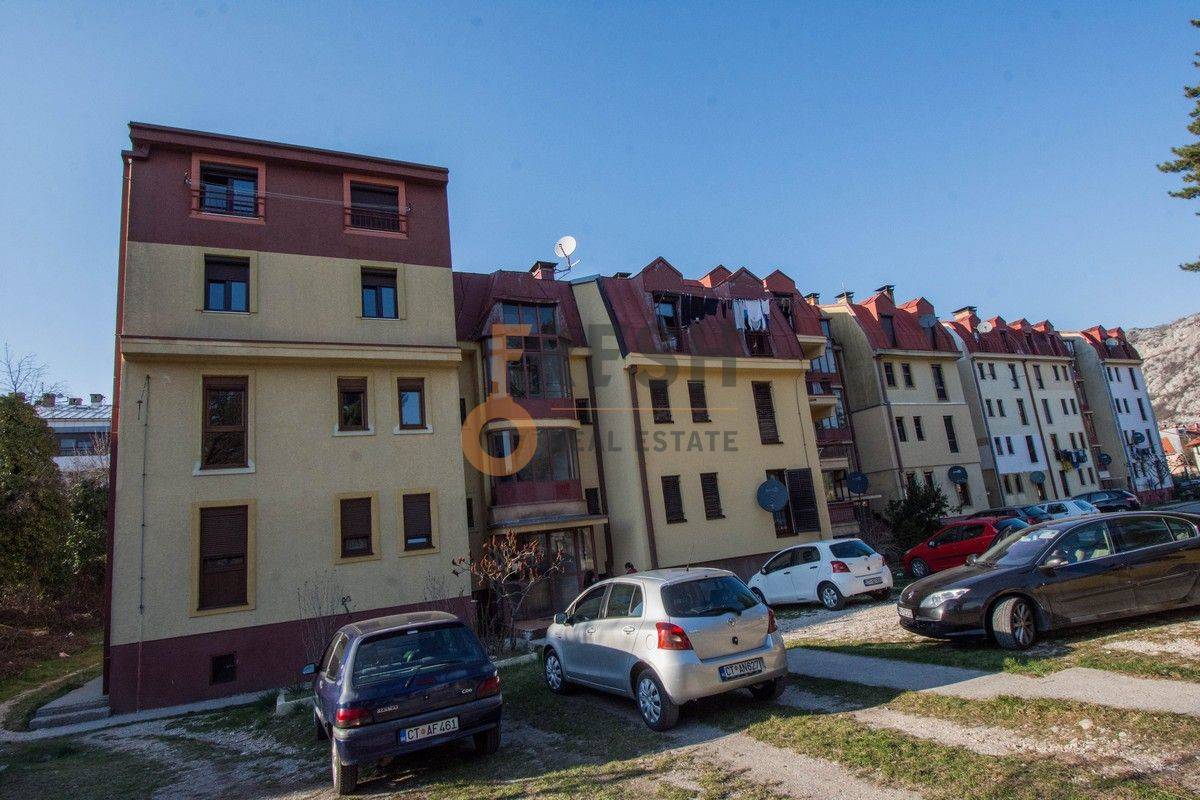 Dvosoban stan, 71m2, Cetinje, Prodaja - 1 Dvosoban stan, 71m2, Cetinje, Prodaja - 1