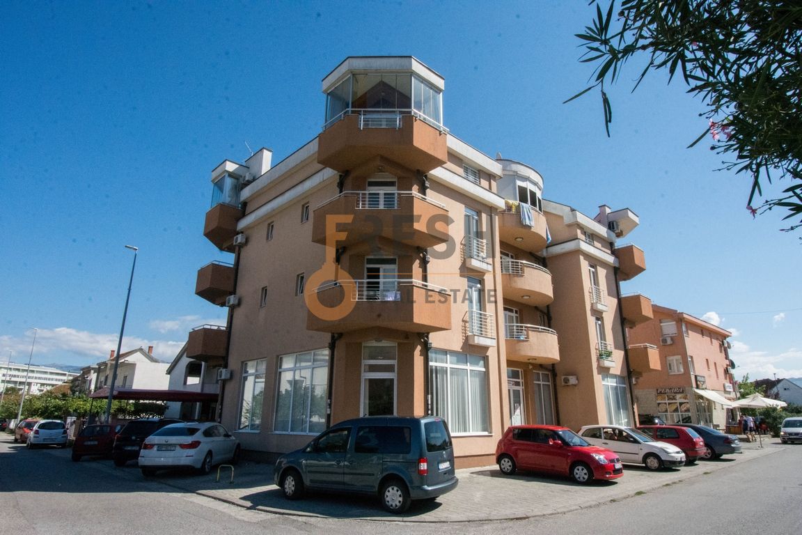 Dvosoban stan, 74m2, Stari Aerodrom, Prodaja - 1