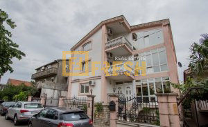 Kuća, 400m2, Stari Aerodrom, Prodaja - 1