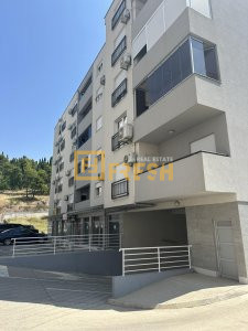 Poslovni prostor, 90m2, Zabjelo, Prodaja 1