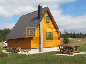 Vikendica, 45m2, na placu 968m2, Žabljak, Prodaja - 1 Vikendica, 45m2, na placu 968m2, Žabljak, Prodaja - 1