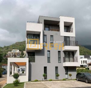 Dvosoban stan, 66m2, Tivat, Prodaja - 1