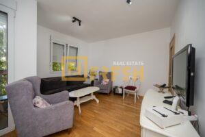 Dvosoban stan, 60m2, Blok 6, Izdavanje 1