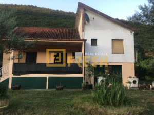 Kuća, 150m2, na placu 50000m2, Danilovgrad, Izdavanje - 1