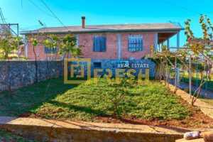 Kuća, 190m2 na placu 1500m2, Kakaricka Gora, Prodaja - 1