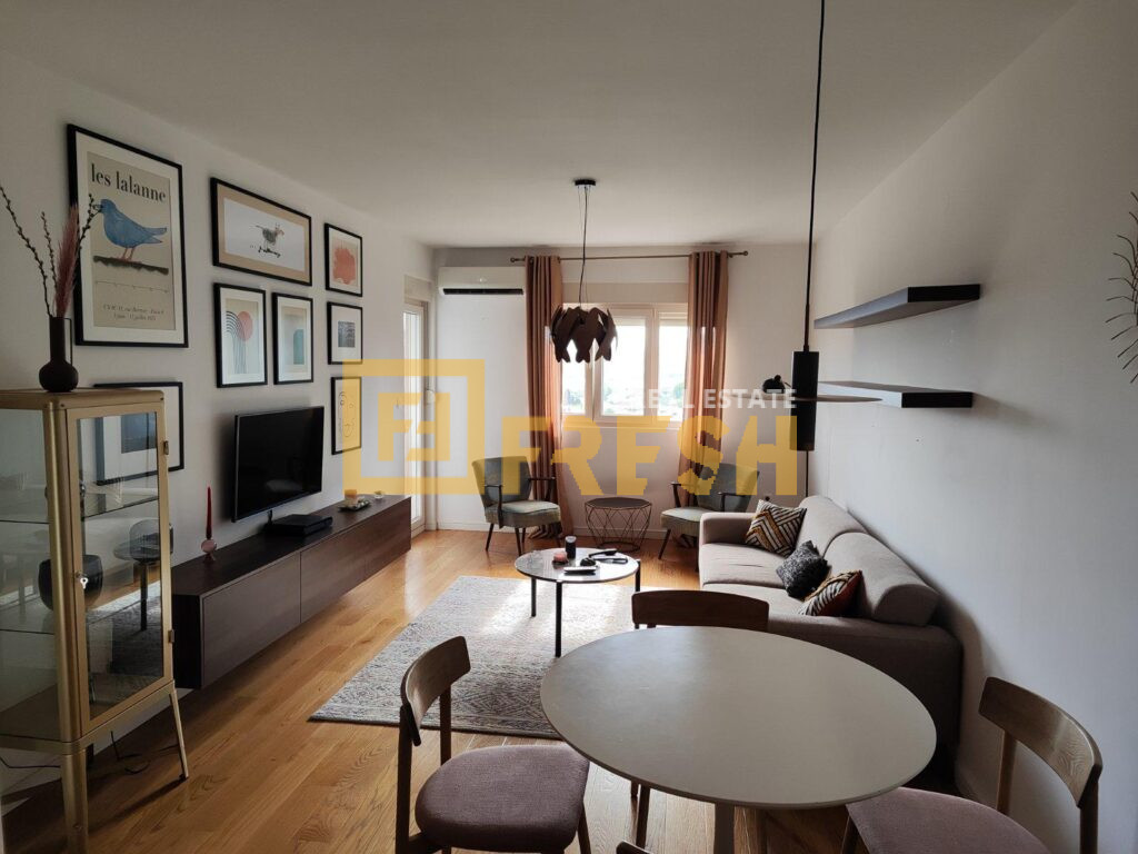 Jednosoban stan, 49m2, Central Point, Izdavanje 1 Jednosoban stan, 49m2, Central Point, Izdavanje 1