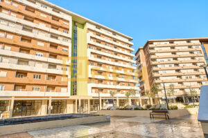 Jednosoban stan, 50m2, Central Point, Izdavanje - 1