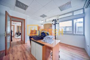 Poslovni prostor, 228m2, Preko Morače, Izdavanje - 1