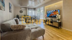 Dvosoban stan, 64m2, Tivat-Seljanovo, Izdavanje - 1
