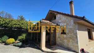 Dvosobna namještena kuća, 94m2, Podgorica-Mareza, Izdavanje - 1