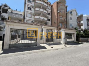 Poslovni prostor, 150m2 + terasa, Ljubović, Izdavanje - 1