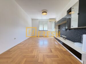 Trosoban stan, 89m2, Tuški put, Prodaja - 1