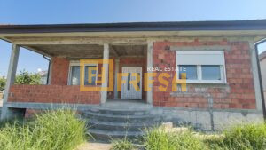 Kuća u završnoj fazi radova, 155m2, Podgorica, Prodaja - 1 Kuća u završnoj fazi radova, 155m2, Podgorica, Prodaja - 1