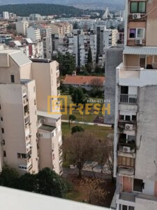 Prodaja stana od 72m2, Blok V, polunamješten - 1 Prodaja stana od 72m2, Blok V, polunamješten - 1