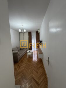 Prodaja, namještena garsonjera od 23m2 - 1